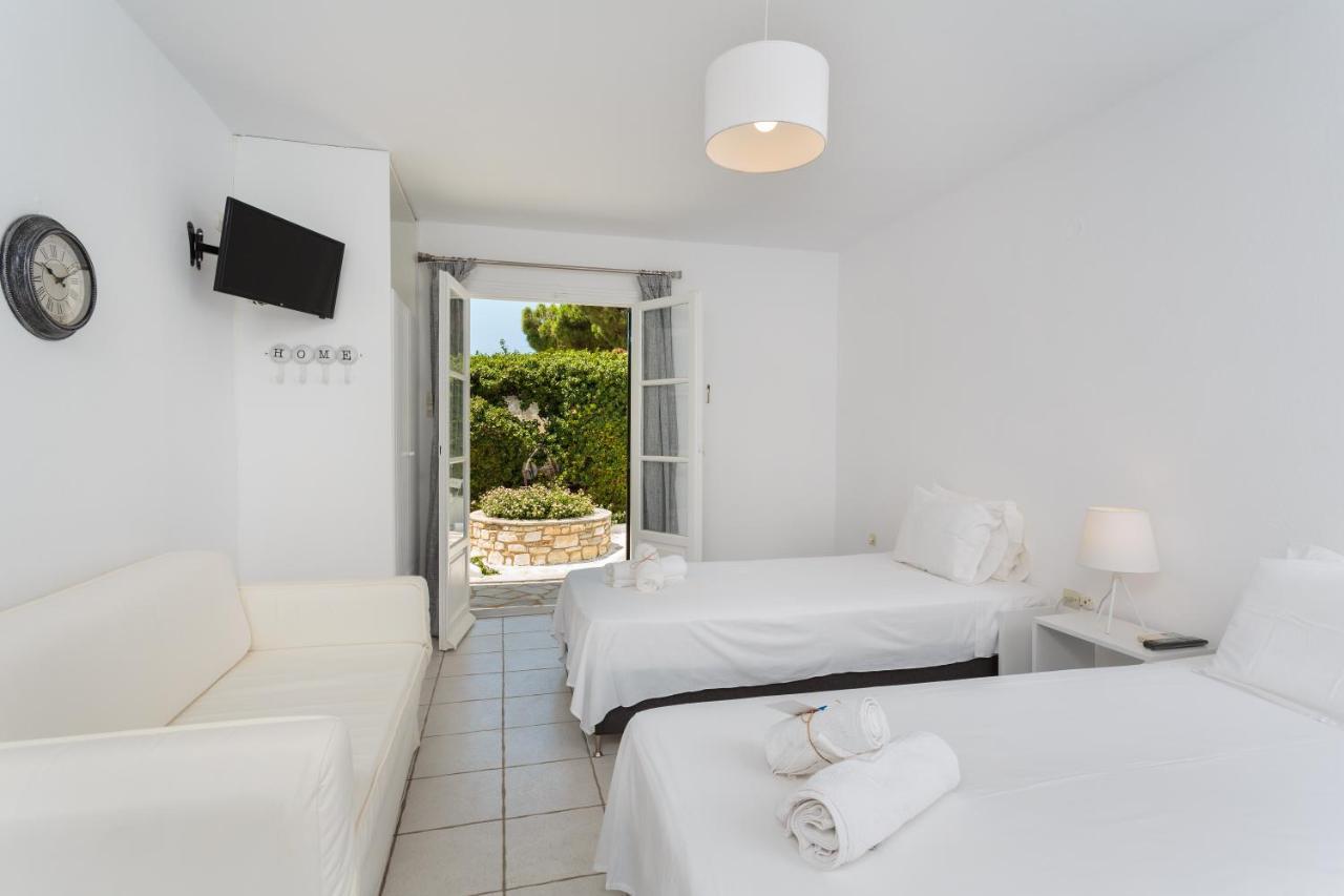 Tzane Studios & Apartments - Steps Away From Golden Beach Chrisi Akti  Exterior photo
